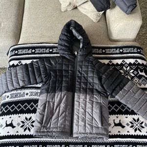 Boys Columbia jacket size 8. Gently used